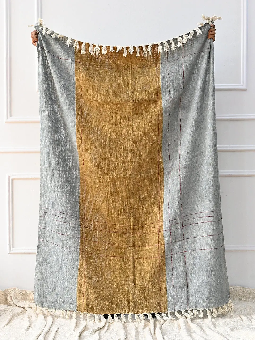 Feodora - Throw 1