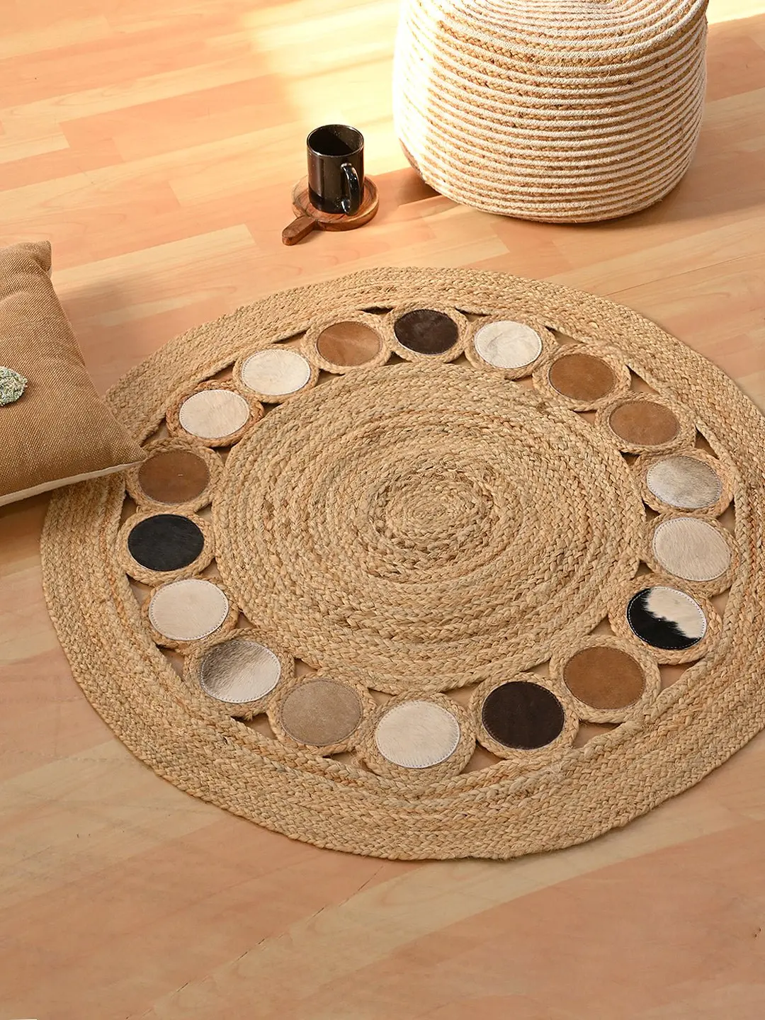Conklin- Round Jute Beige Brown Rug 1
