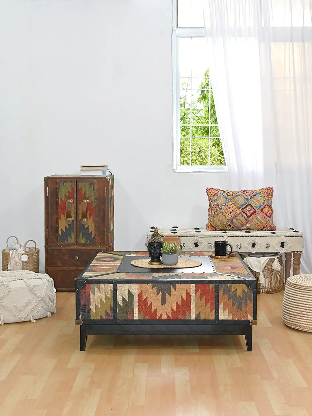 Adrian Coffee Table - Kilim And Leather 3