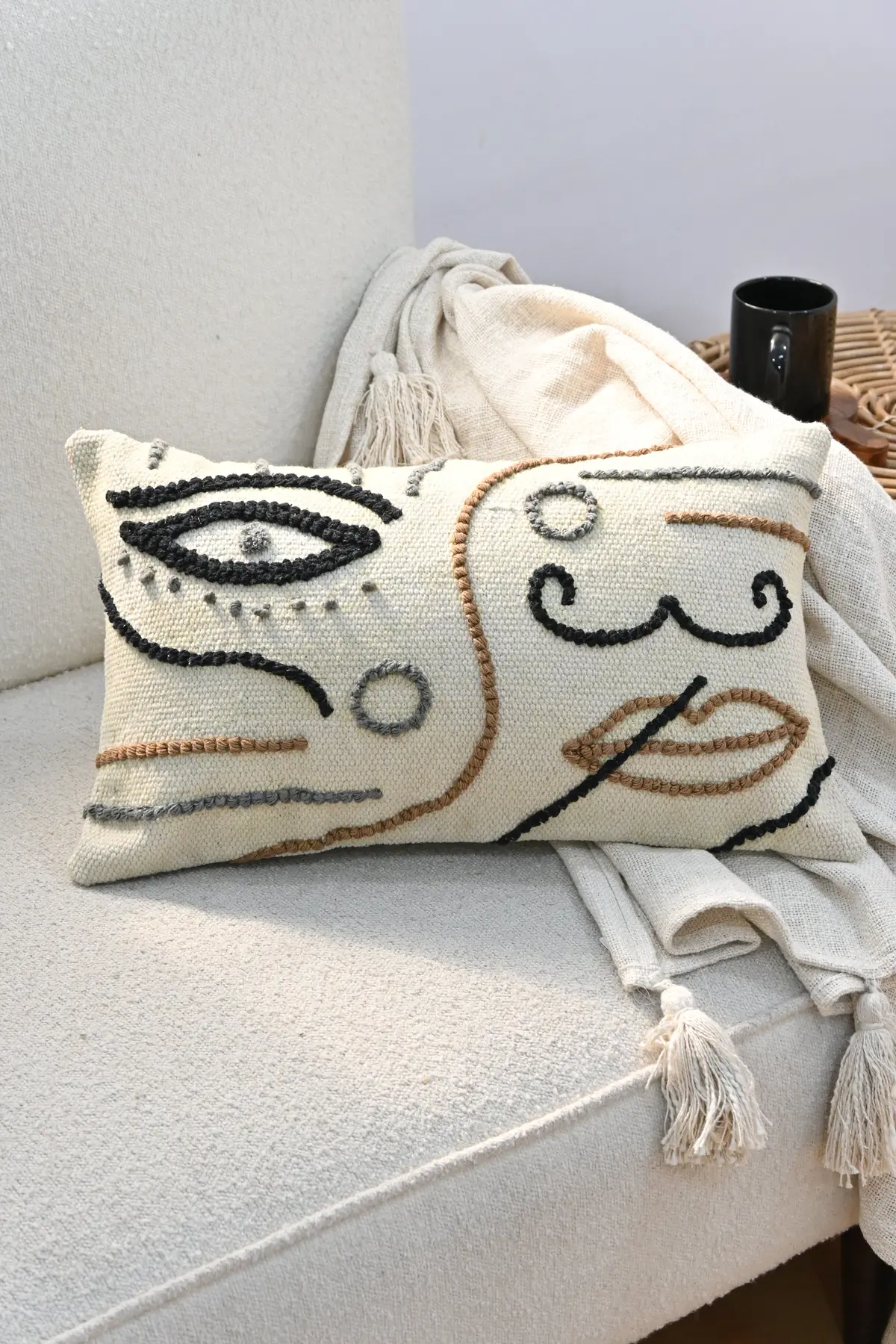 Voltura - Lumabr Cushion Cover 2
