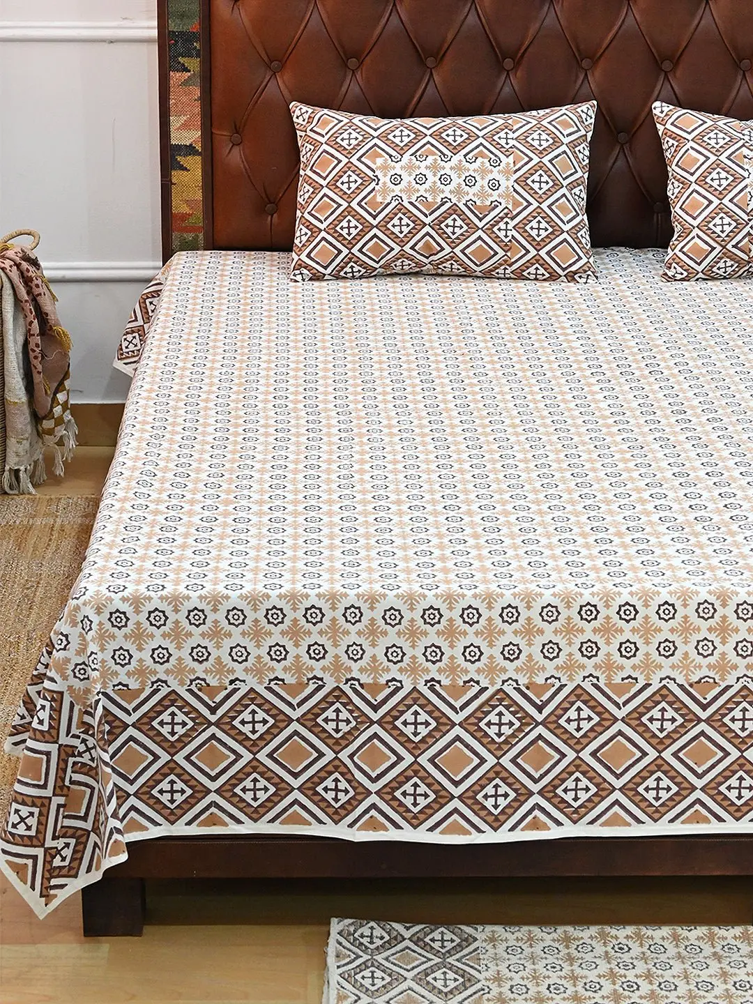 Tara Brown Cotton Printed Double Bedsheet With Pillow 1