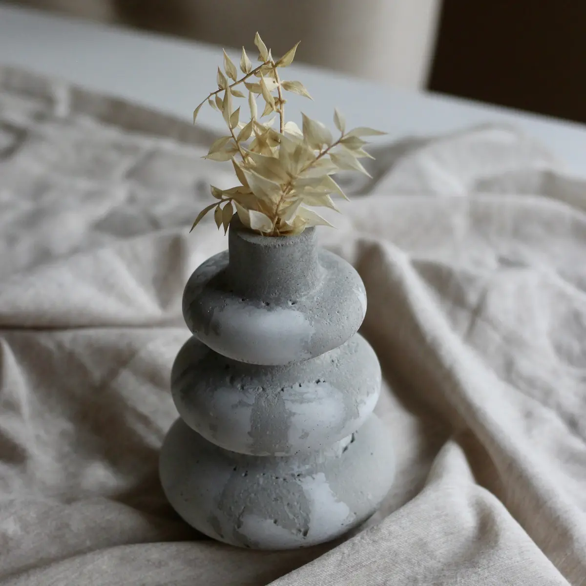 Betonvase ; Vase ; Trockenblumenvase „Infinity“ Mittel 1