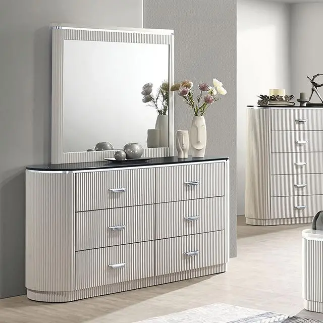 Aldgate Dresser 1