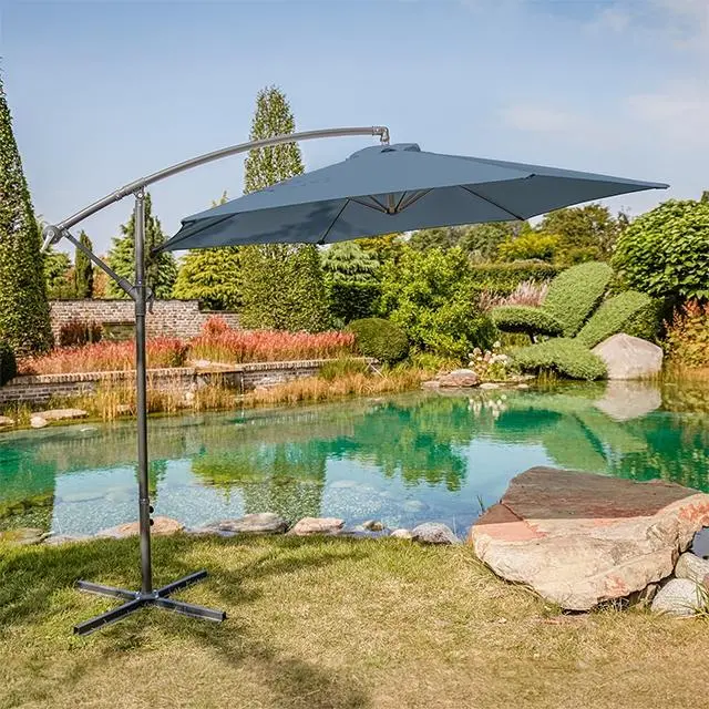 Glam Cantilever Umbrella W/ Led 1