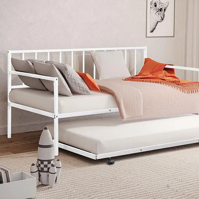 Harmon Metal Daybed 1