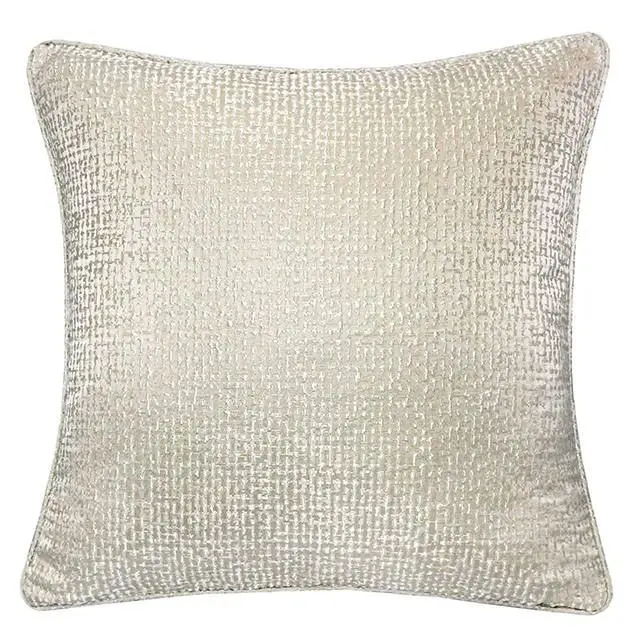 Leyla Silver 20" X 20" Pillow, Silver 1