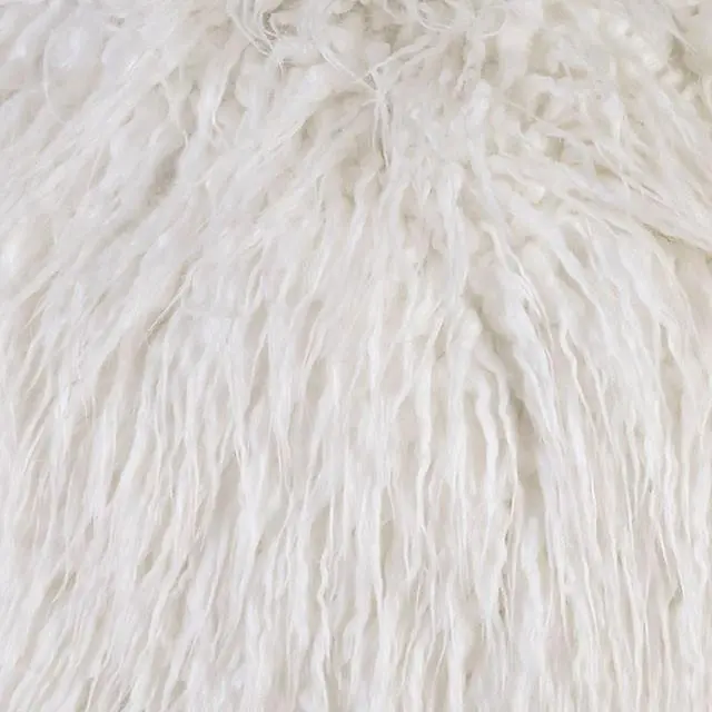 Sheri White 20" X 20" Pillow, Shaggy White (2/Ctn) 2