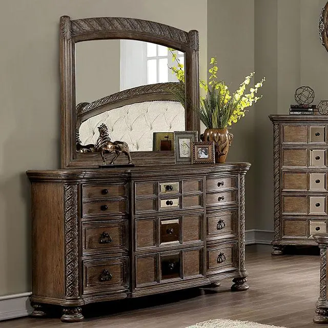 Timandra Dresser 1