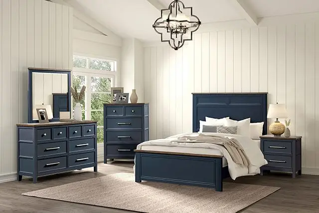 Bed Pinetop Blue & White 1