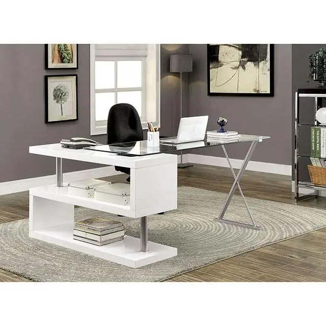 Bronwen White Desk 2