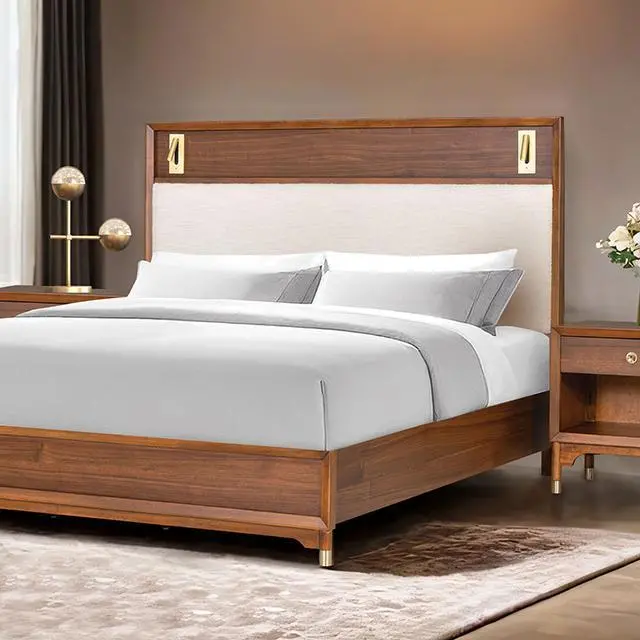 Hepburne 4 & 5 Piece Queen Bedroom Set 1