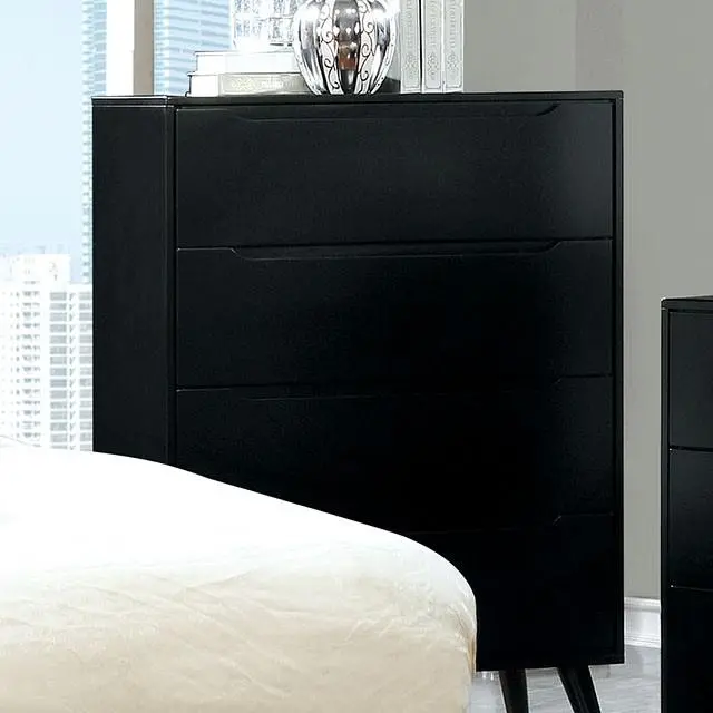 Lennart Ii Black Chest 1