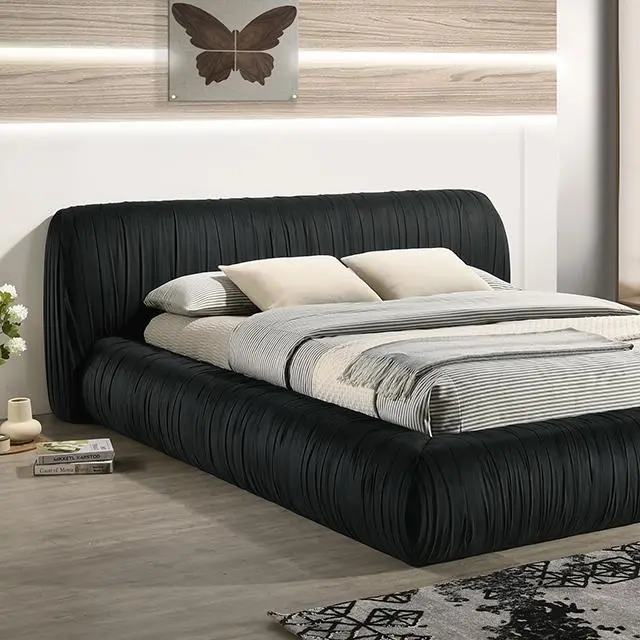 Palmdale Bed Black & Ivory 1