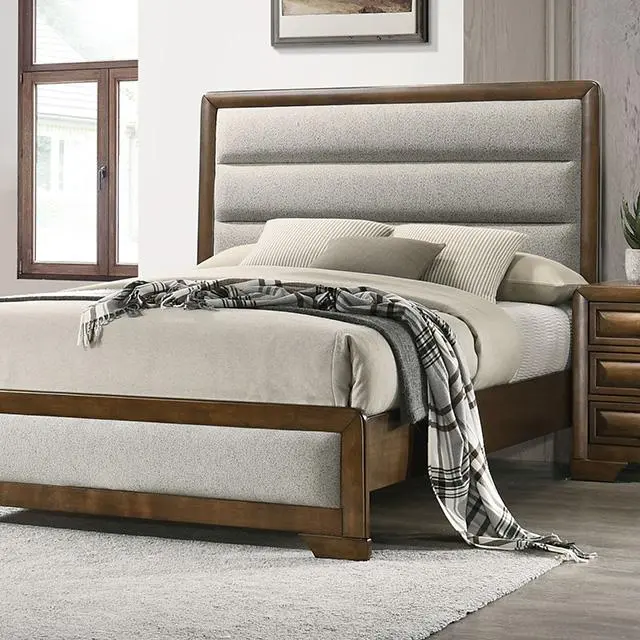 Caerwys E.King & Queen Bed 1