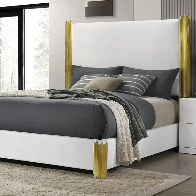 Basildon E.King & Queen Bed 1