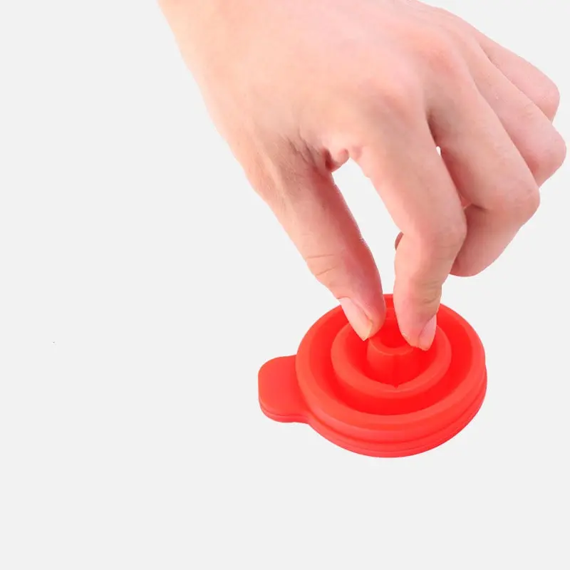 2Pcs Folding Oil Funnels 1