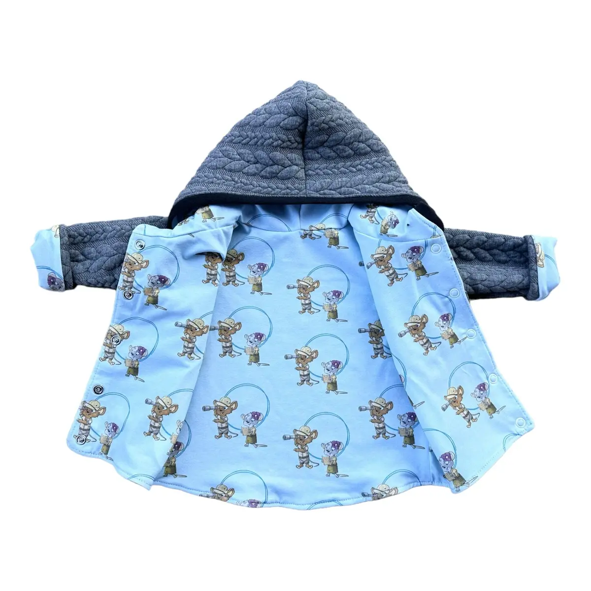 Strickjacke Zopfmuster Grau Blau "Die Bademeusel" 2