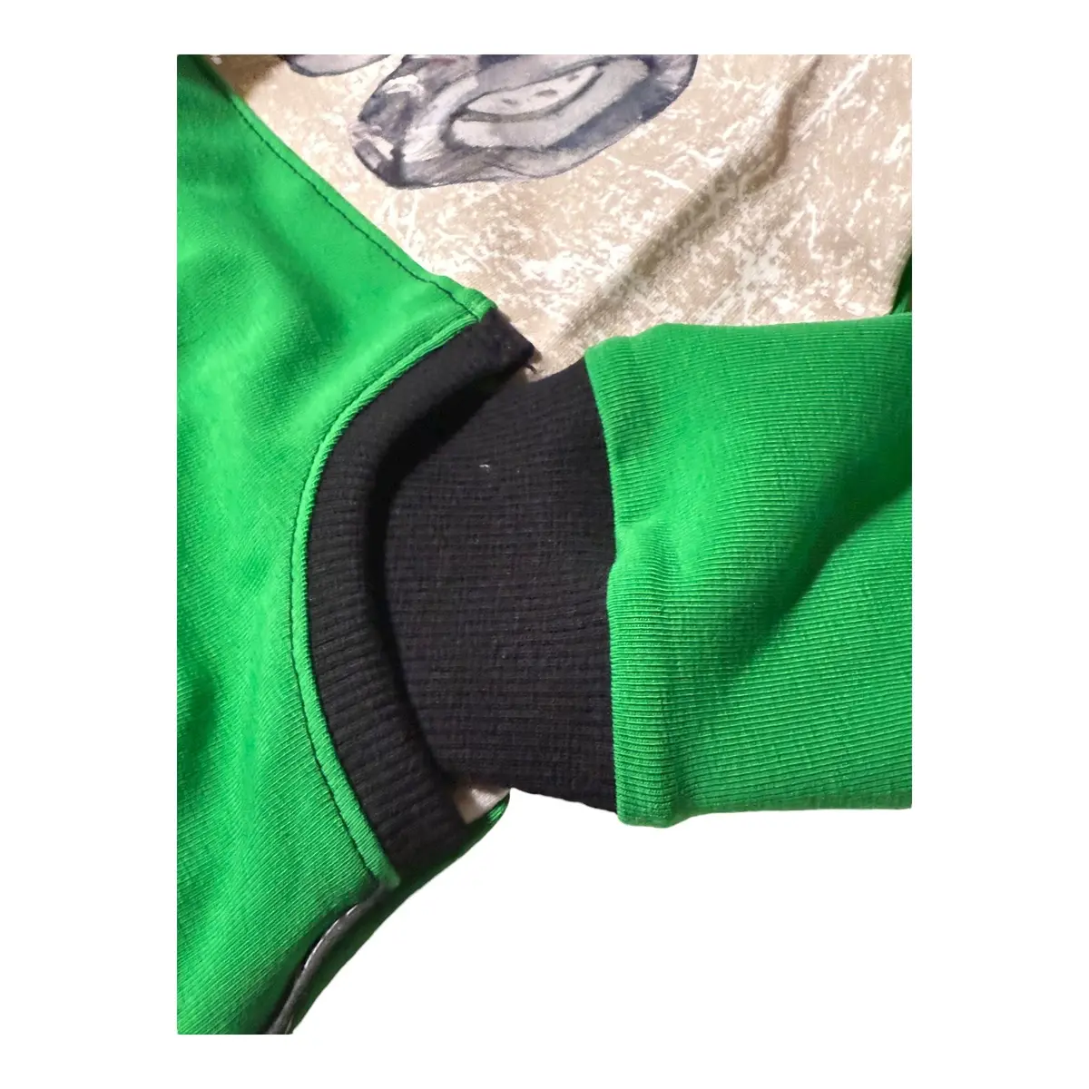 Kinder-Hoodie Mit Traktor Grasgrün Mit Bauchtasche 3