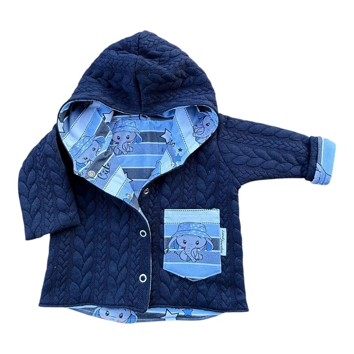 Handgemachte Kinderjacke Mit Kapuze – Elefantenmotiv 1