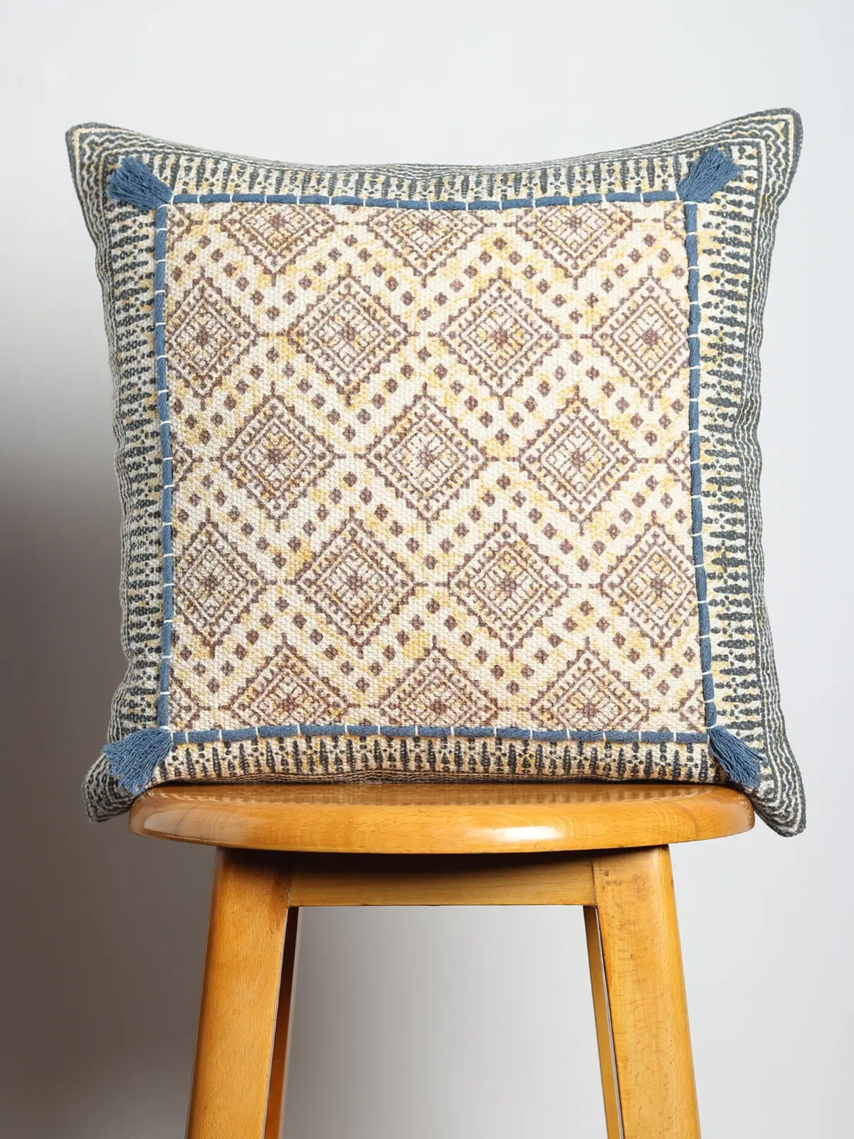 Gazbia - Coton Block Printed Square Cushion Cover 2