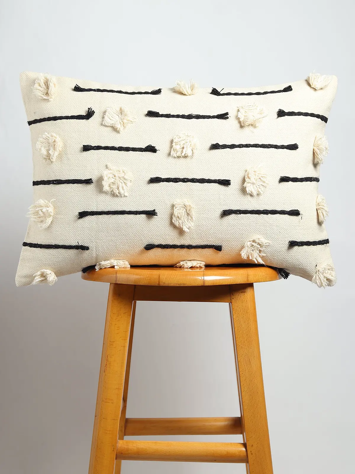 Shiroi - Lumbar Cushion Cover 1