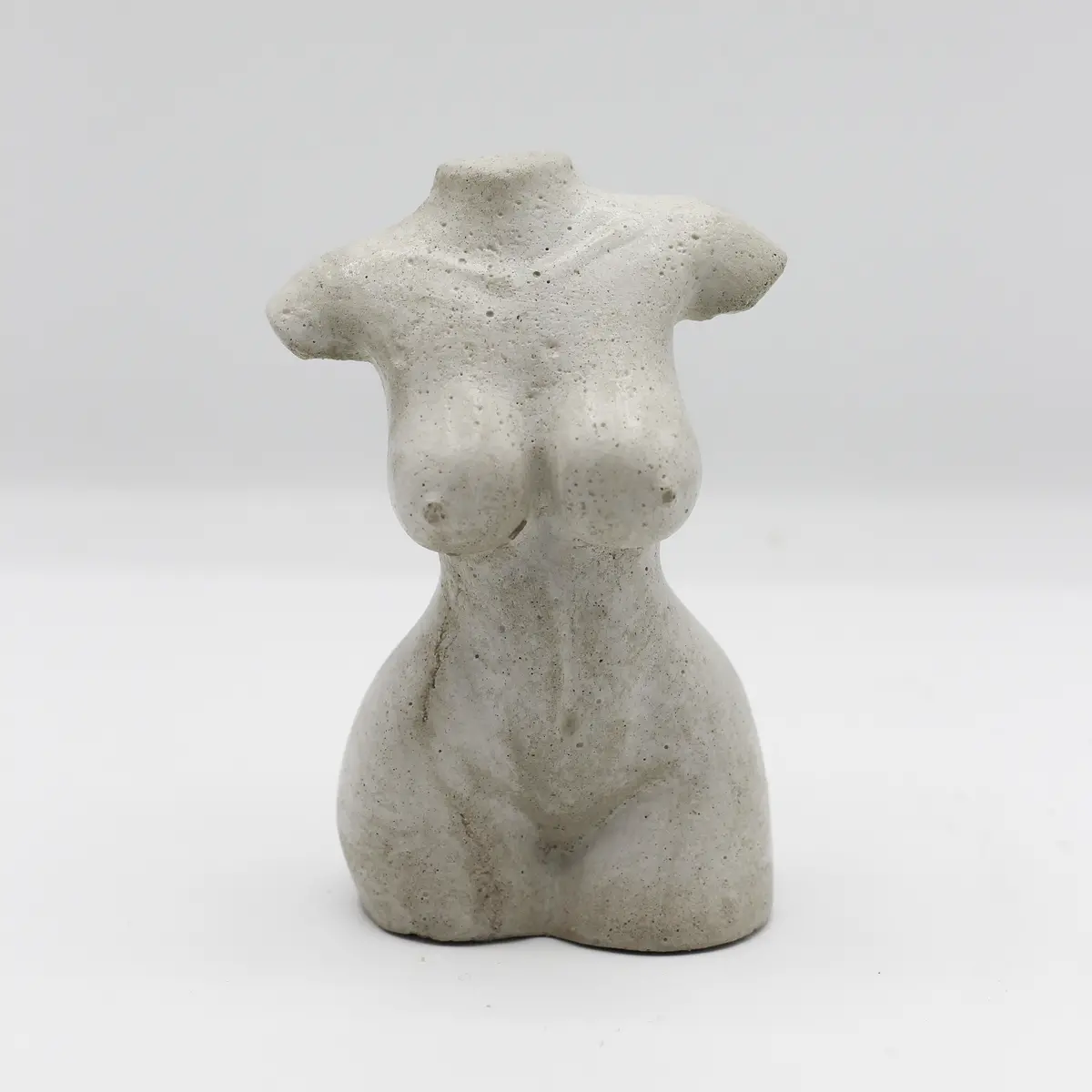 Beton Körper ; Body ; Frau ; „Madame“ 1