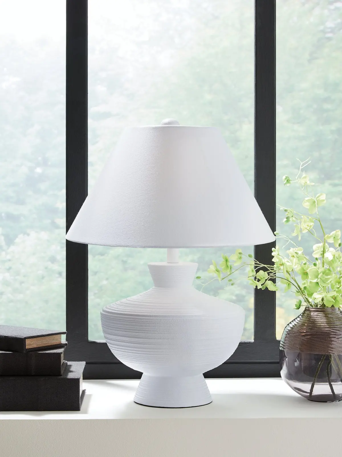 Harelwood Table Lamp 2