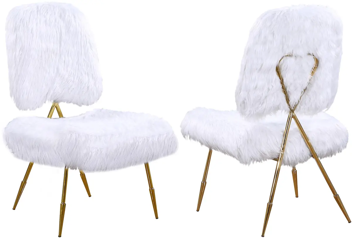 Magnolia White Faux Fur Accent Chair 1