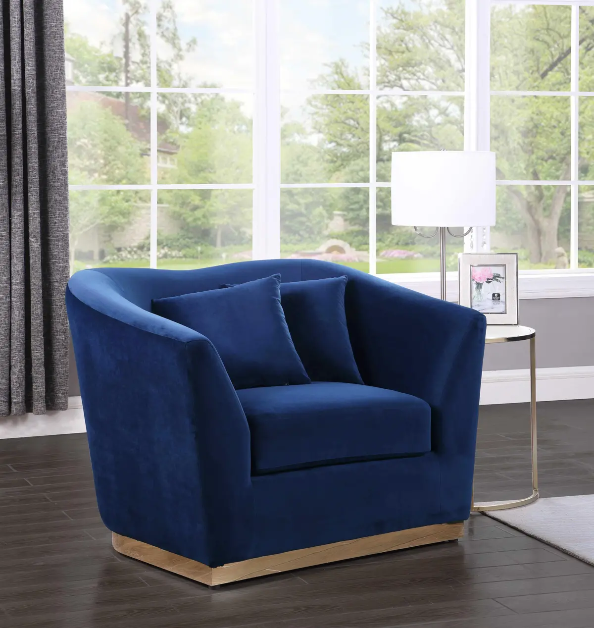 Arabella Navy Velvet Chair 2