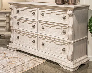 Bruchandi Dresser 1