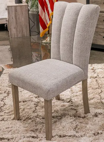 Larawyn Dining Chair 1