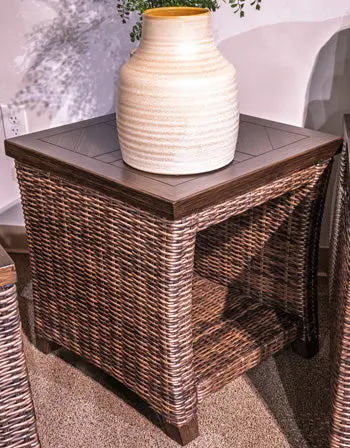 Monterey Point Outdoor End Table 1