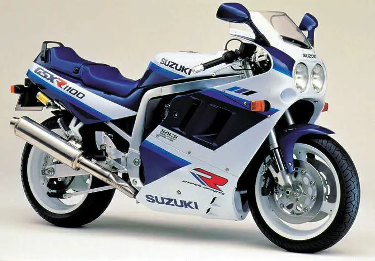 89-90 Suzuki Gsxr "R" Logo 1
