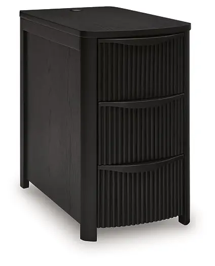 Camdill Chairside End Table 2
