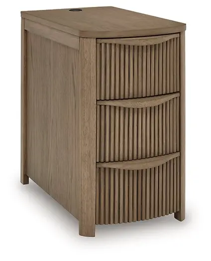 Camdill Chairside End Table 1