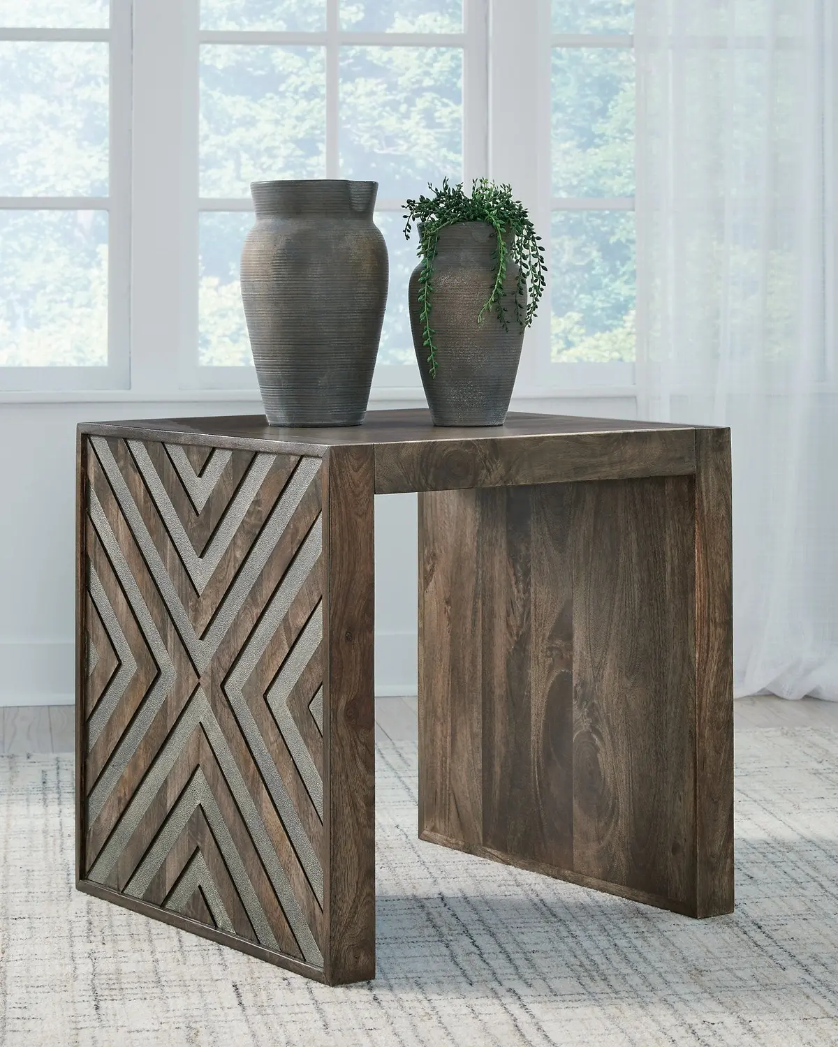 Dreggan End Table 2