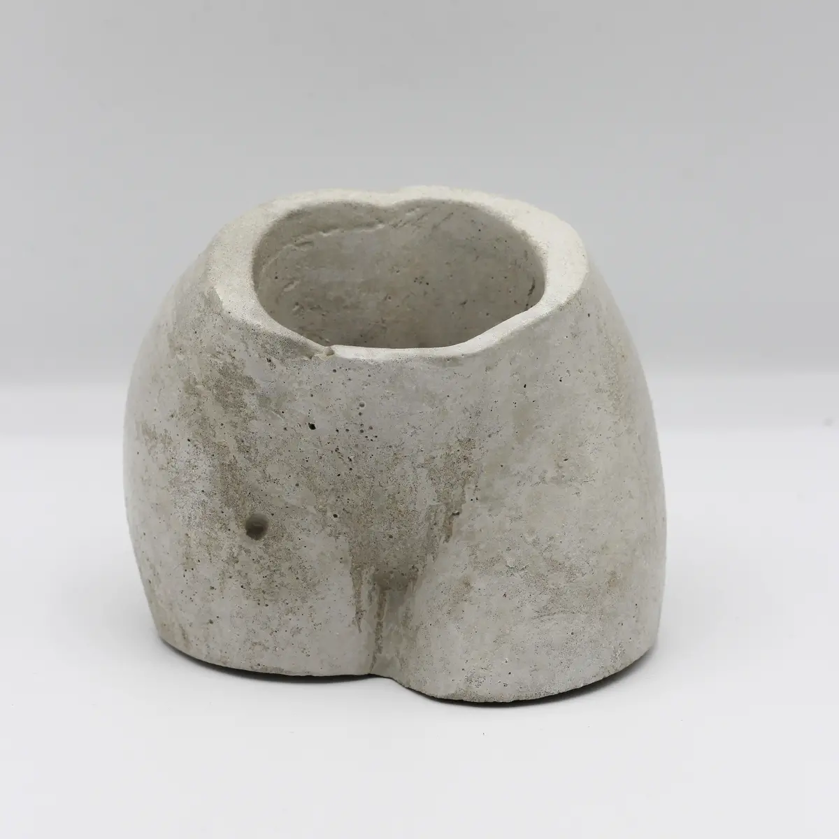 Betonvase; Frau ; Körper ; 
Trockenblumenvase „Woman“ 1