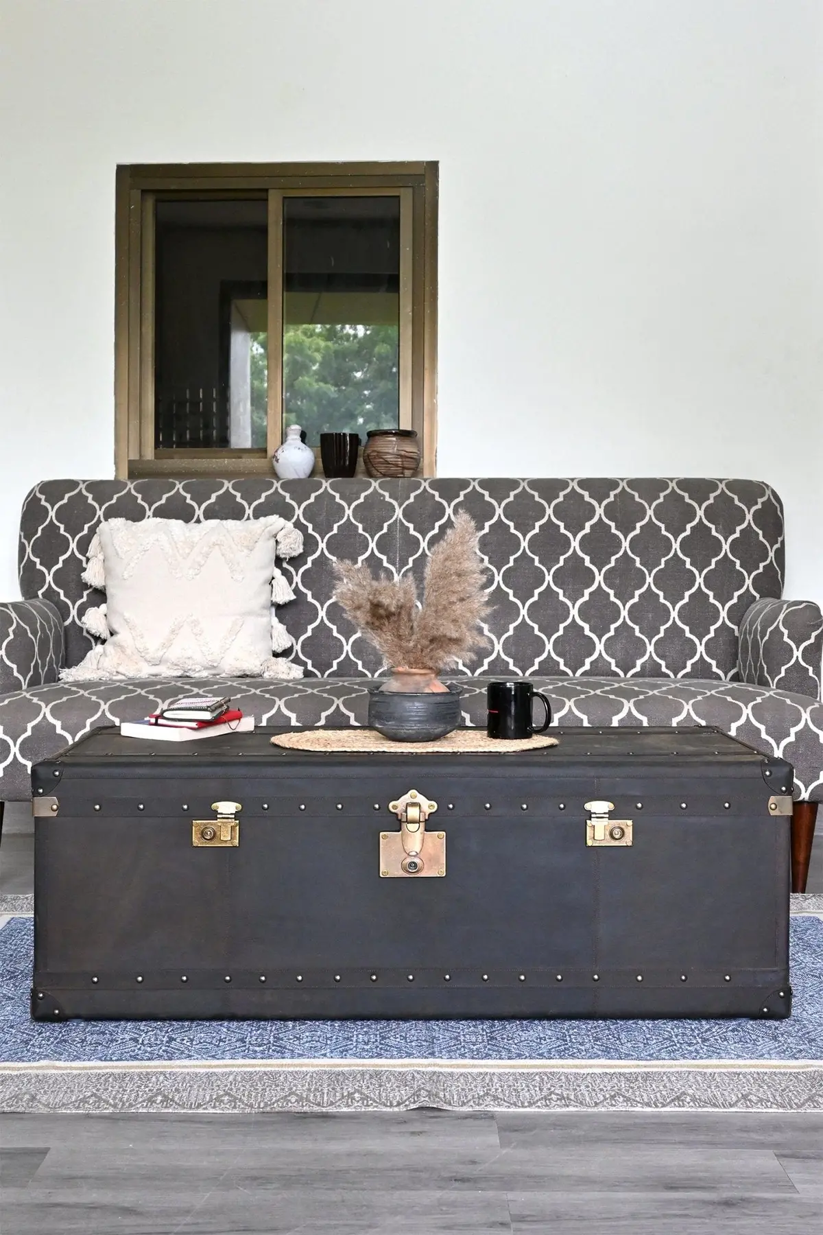 Bygone  Coffee Table In Leather With Two Drawers 1