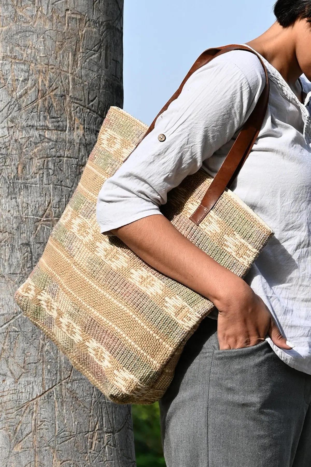 Cavier - Hand Bag 1