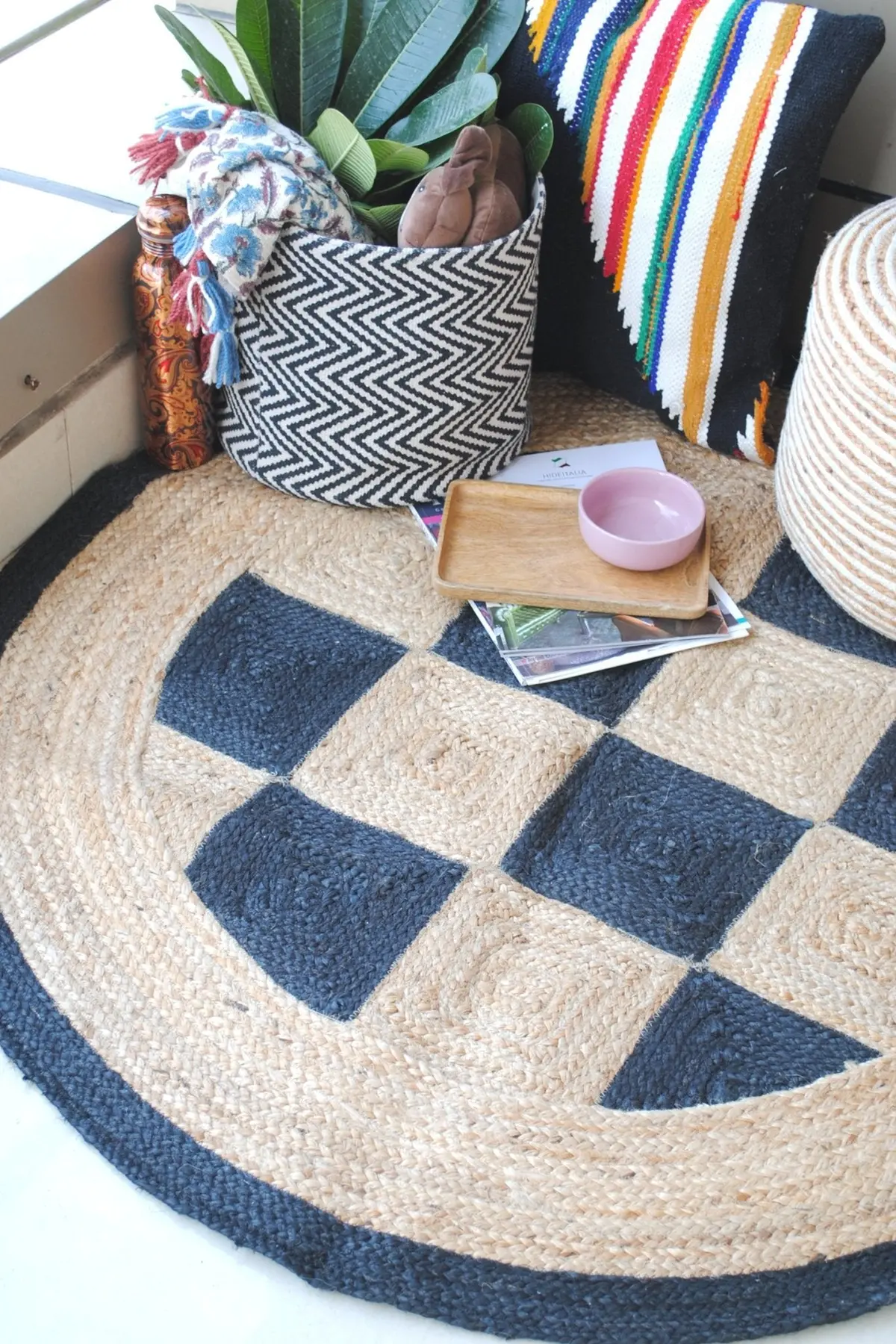 Check - Round Jute  Rug 1