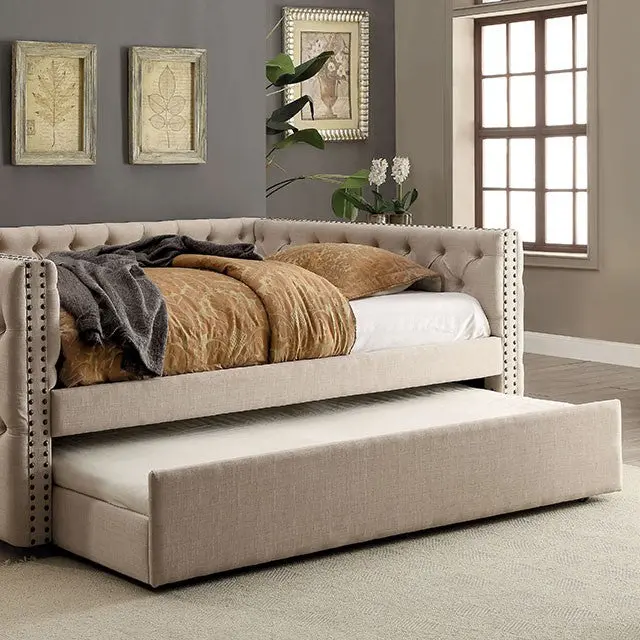Suzanne Ivory Trundle 1