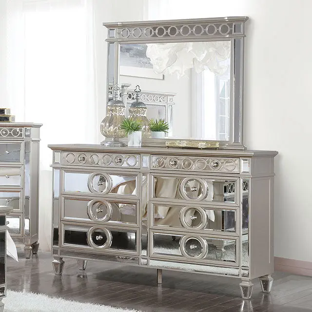 Marseille Dresser 1