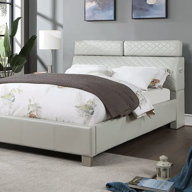 Muttenz E.King & Queen Bed 1