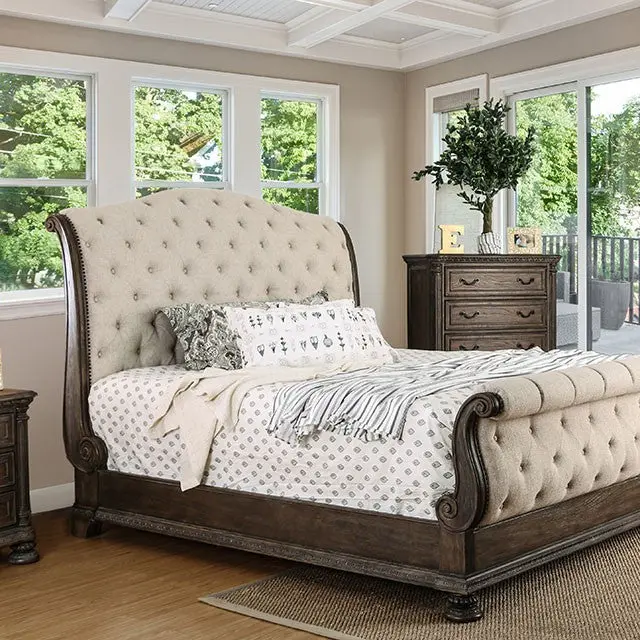Lysandra Queen Bedroom Set 1