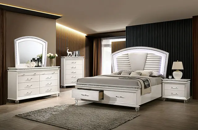 Maddie Bed White & Silver 2