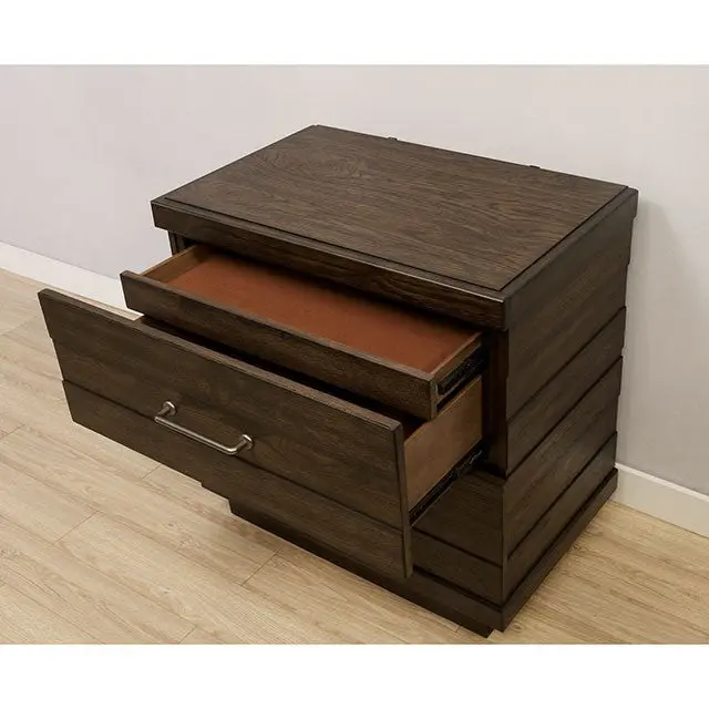 Maggie Night Stand 2
