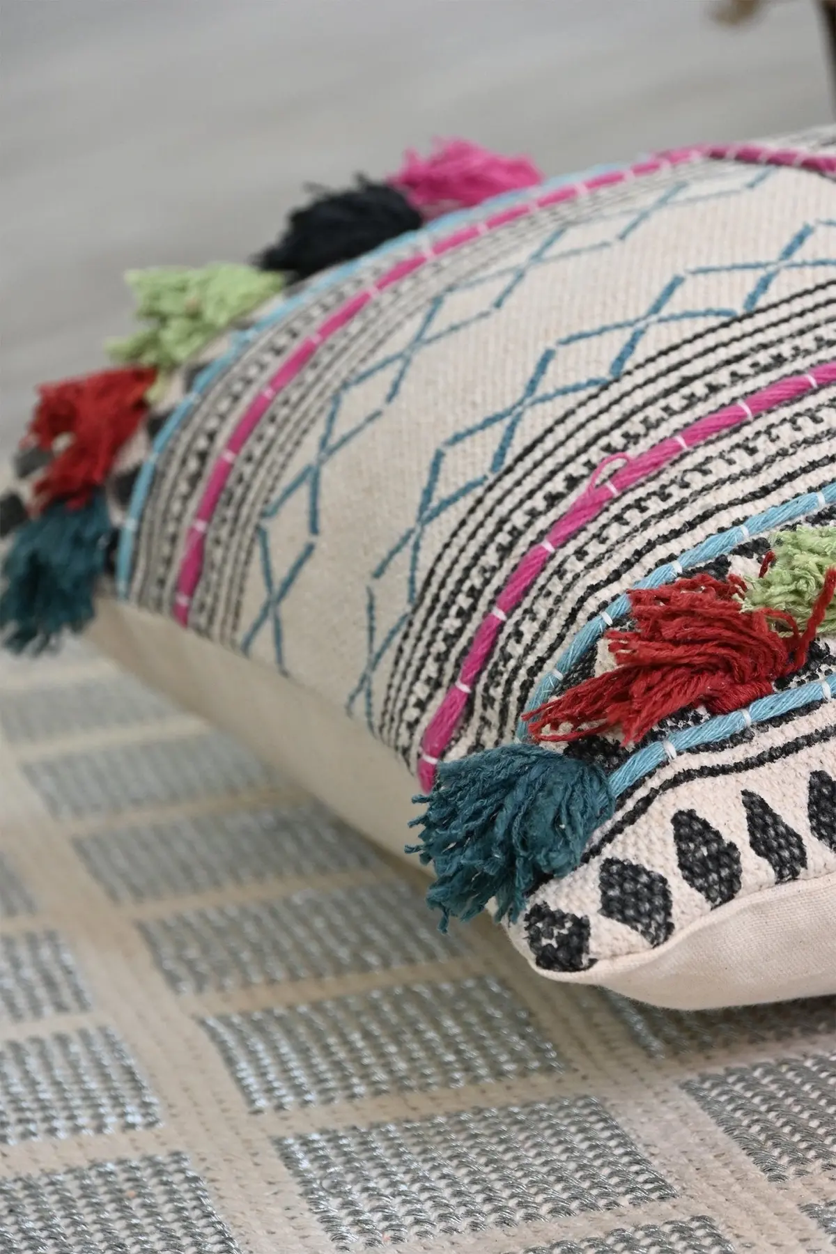 Delonix - Square Cushion Cover 5