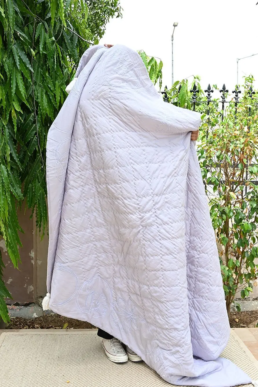 Everett   Quilt/Razai Set With Pillow Covers 1