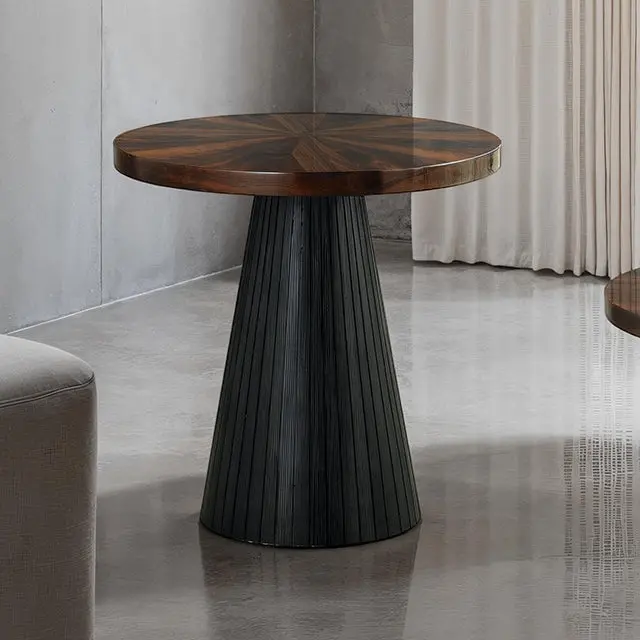 Surdal End Table 1