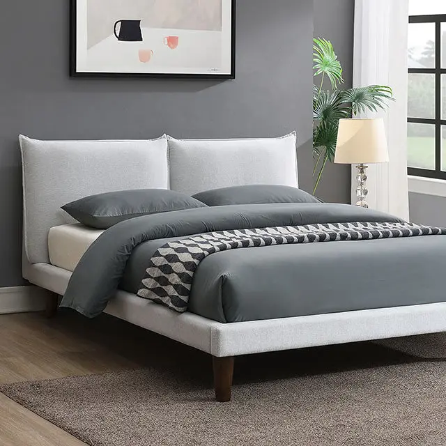 Verwood E.King, Full, & Queen Bed Gray & Light Gray 1